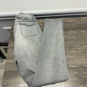 NY & CO Gray Denim Jeggings with zipper Detail Sz 8 Tall (1052)